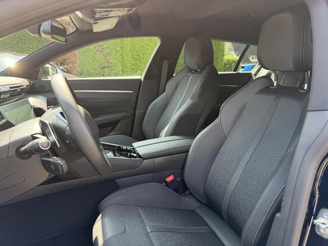 Peugeot 508 SW 1.6 HYbrid 180 PK Allure | Nieuwe Auto "Final Edition" | LED Verlichting | Navigatie | Keyless Entry | Camera | Dode Hoek Detectie | Cruise Control | Climate Control | ADAS Rijhulpsystemen | 18" Lichtmetalen Velgen | DAB+ Radio | Draadloze Apple Carpla