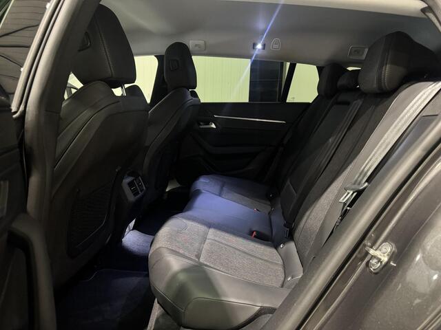 Peugeot 508 SW 1.6 HYbrid Allure | navi | trekhaak | half-leder |