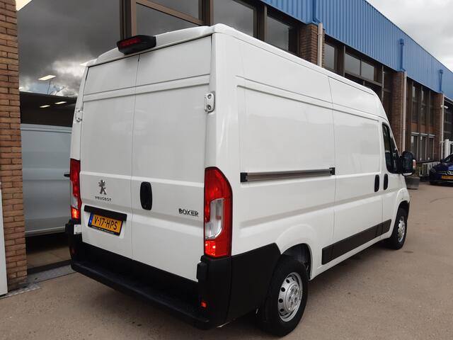 Peugeot BOXER 2.2 BlueHDi 140 Pk L2/H2 Airco Cruise Control Navigatie