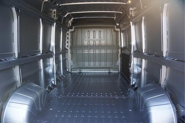 Peugeot BOXER 35+ Heavy 2.2HDI 180PK EAT8 Automaat L3H2 10" Navi, Climate. Camera, Cruise 270º Deur!! NR. A684*
