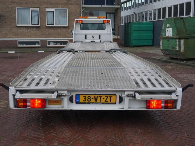 Peugeot BOXER 335 2.0 BlueHDI L4 | OPRIJWAGEN +AANHANGER | BEZICHTIGING OP AFSPRAAK |