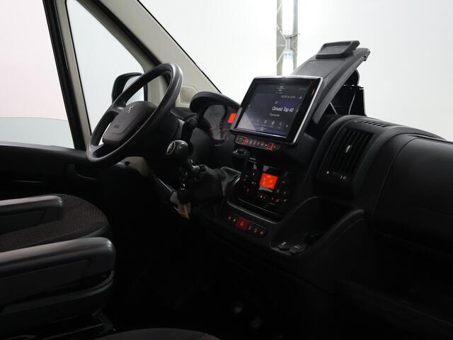 Peugeot BOXER 335 2.2 BlueHDi 165 L2 H2 Asphalt | Climate Control | Schuifdeur L +R | Luchtvering | 2-zits | Trekhaak | Cruise Control |