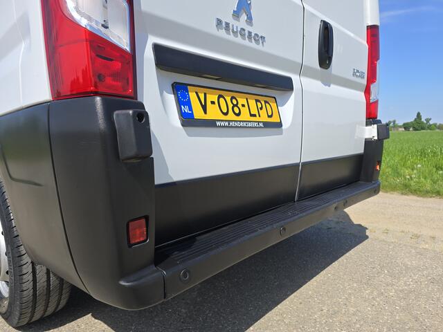 Peugeot BOXER 335 2.2 BlueHDi L2 H2 - 140 Pk - Euro 6 - Navi - ParkeerCamera - Airco - Cruise Control