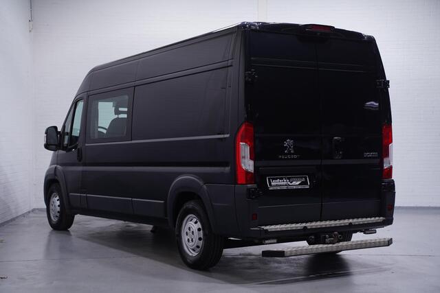 Peugeot BOXER 2.0 BlueHDI 163 pk L3H2 Dubbel Cabine 5-Zits Airco Trekhaak 3.000 kg, Cruise Control, PDC achter, NAP