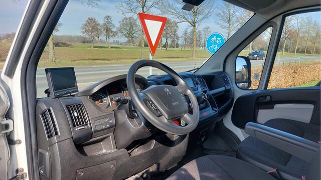 Peugeot BOXER 435 2.0 BlueHDI L3 Pro AIRCO/NAVI BJ 2017