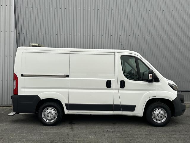 Peugeot BOXER 330 2.0 BlueHDI L1H1*A/C*CRUISE*NAVI*HAAK*TEL*CAM*