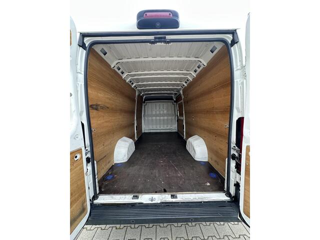 Peugeot BOXER 2.0 BlueHDI L3H2 Premium Peugeot Boxer 335 2.0 BlueHDI L4H2 Premium