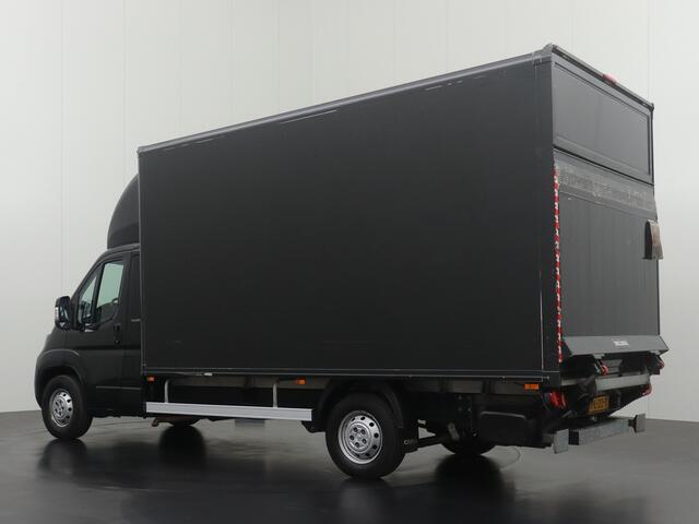 Peugeot BOXER 2.2BlueHDi 165PK Bakwagen+Laadklep | Airco | Cruise | Zijdeur | Dakspoiler | 3-Persoons | Camera