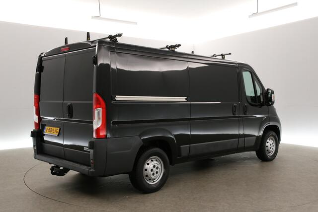 Peugeot BOXER 2.0 HDI L2H1 Airco Cruise LED 3 Persoons Elektrpakket Trekhaak