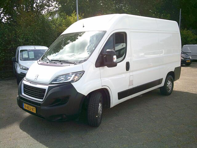 Peugeot BOXER 335 2.0 BlueHDI L2H2 Premium VOORZIEN VAN AIRCO+CRUISE+LUCHTVEERING!