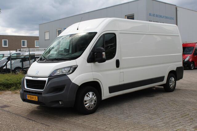 Peugeot BOXER 33 2.0 BlueHDI 130PK Euro6 L3H2 Premium Pack ? Easy loader laadklep ? 3-zits ? nette bus