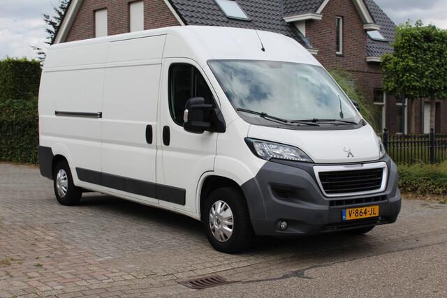 Peugeot BOXER 33 2.0 BlueHDI 130PK Euro6 L3H2 Premium Pack ? Easy loader laadklep ? 3-zits ? nette bus