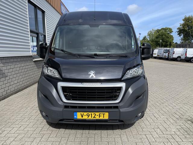 Peugeot BOXER 330 2.0 BlueHDI 130pk L2H2 Premium Pack DC 6 persoons / vaste prijs rijklaar ¤ 16.950 ex btw / lease vanaf ¤ / zwart metallic / airco / cruise / navigatie / trekhaak / camera / euro 6