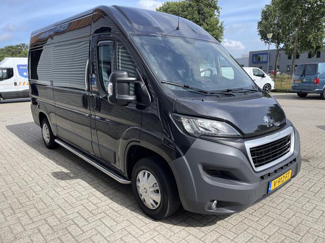 Peugeot BOXER 330 2.0 BlueHDI 130pk L2H2 Premium Pack DC 6 persoons / vaste prijs rijklaar ¤ 16.950 ex btw / lease vanaf ¤ / zwart metallic / airco / cruise / navigatie / trekhaak / camera / euro 6
