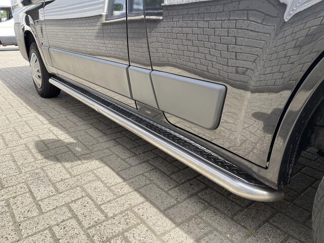 Peugeot BOXER 330 2.0 BlueHDI 130pk L2H2 Premium Pack DC 6 persoons / vaste prijs rijklaar ¤ 16.950 ex btw / lease vanaf ¤ / zwart metallic / airco / cruise / navigatie / trekhaak / camera / euro 6
