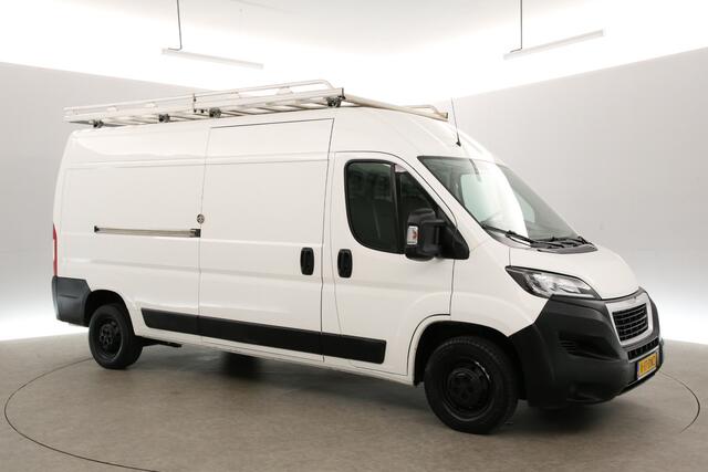Peugeot BOXER 335 2.0 BlueHDI L3H2 | MARGE! | | Airco | Cruise | 3 Persoons | Trekhaak | Imperiaal | PDC
