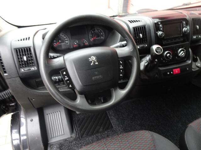 Peugeot BOXER 330 2.2 HDI L2H2 XR 3 zits airco