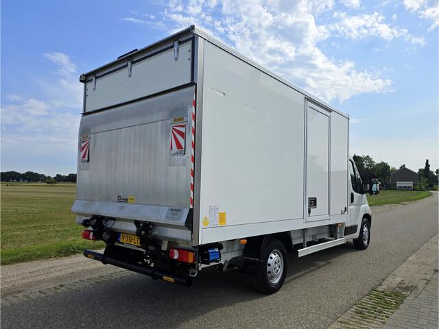 Peugeot BOXER 435 2.2 BlueHDi Bakwagen + laadklep - 165 Pk - Euro 6 - Airco - Cruise Control