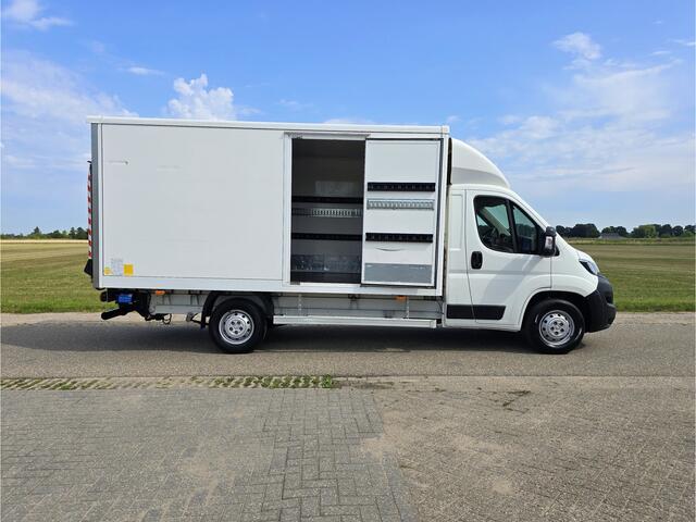 Peugeot BOXER 435 2.2 BlueHDi Bakwagen + laadklep - 165 Pk - Euro 6 - Airco - Cruise Control