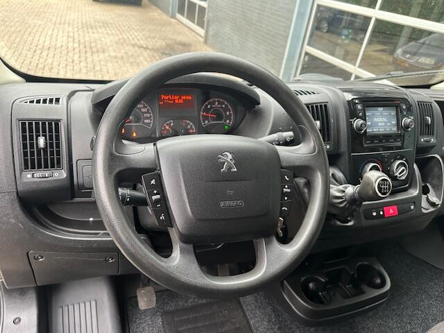Peugeot BOXER 435 2.0 BlueHDI L4 H2 Pro