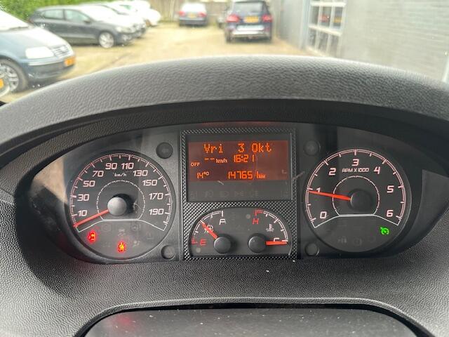 Peugeot BOXER 435 2.0 BlueHDI L4 H2 Pro