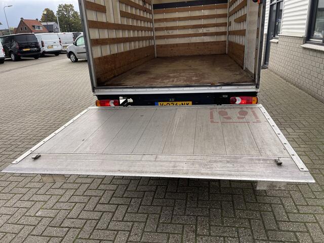 Peugeot BOXER 435 2.0 BlueHDI 164pk Pro bakwagen met Dhollandia laadklep / 440 cm lang / doorladen tot 550 cm mogelijk boven de cabine / euro 6 / airco