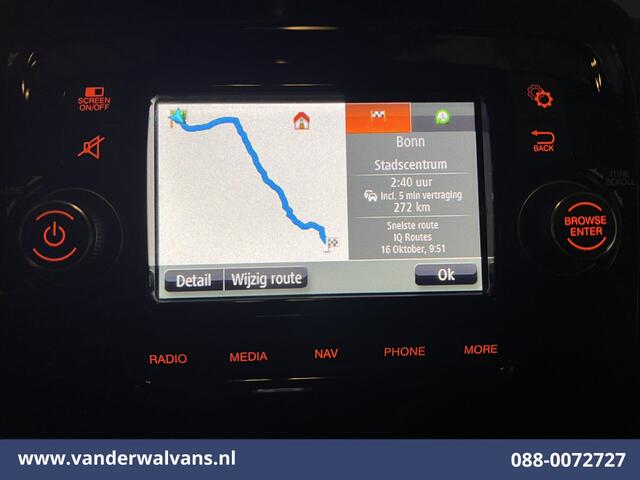 Peugeot BOXER 2.2 BlueHDi 141pk Bakwagen Laadklep Euro6 Airco | Camera | Navigatie | Cruisecontrol | LED Bijrijdersbank