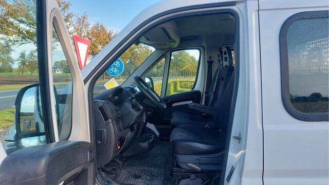 Peugeot BOXER 335 2.2 BlueHDi 140 L3 Pro DC AIRCO BJ 2020 motor defect