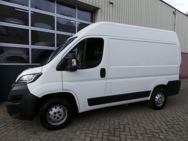 Peugeot BOXER 333 2.0 BlueHDI L1H2 Premium Airco,Cruise,navigatie,Camera,Enz Bedrijfswageninrichting