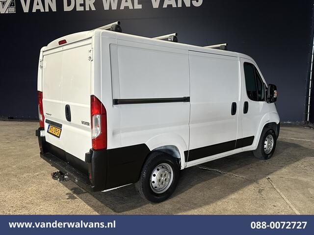 Peugeot BOXER 2.2 BlueHDi 120pk L1H1 Euro6 Airco | Dakdragers | 2500kg Trekhaak Bijrijdersbank