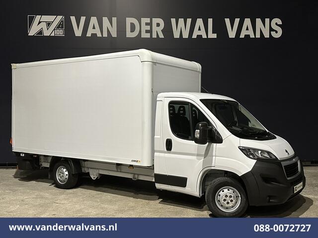Peugeot BOXER 2.2 BlueHDi 141pk Bakwagen Laadklep Euro6 Airco | Cruisecontrol | 985kg laadvermogen Bijrijdersbank
