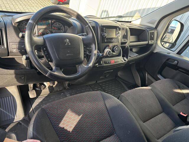 Peugeot BOXER 330 2.2 BlueHDi 140 L2H1*A/C*CRUISE*NAVI*HAAK*3PER