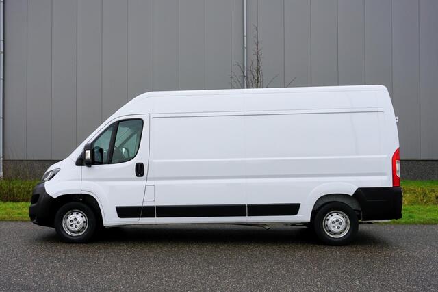 Peugeot BOXER 2.2 BlueHDi 140 L3H2 3.5t Topstaat |Betimmering |BPM voordeel |Cruise |Camera |Navi |Climate control |Parkeersensoren |Carplay |Android auto |Bluetooth |DAB+ |Lederen stuurwiel