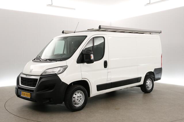 Peugeot BOXER 330 2.2 BlueHDi L2H1 | MARGE | Airco | Camera | Cruise | Navigatie | Trekh. | 3-Zits | Imperiaal