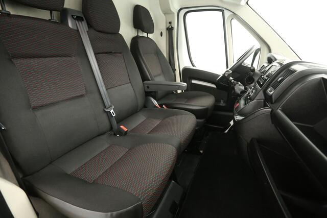 Peugeot BOXER 330 2.2 BlueHDi L2H1 | MARGE | Airco | Camera | Cruise | Navigatie | Trekh. | 3-Zits | Imperiaal
