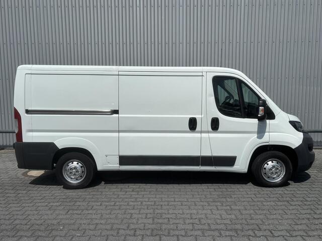 Peugeot BOXER 330 2.2 HDI L2H1 XT*A/C*HAAK*CRUISE*3P*CAMERA*