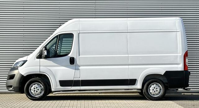 Peugeot BOXER 2.2 BlueHDi 120 L2H2 Trekhaak|Airco|Cruise|Dealero dealer onderh. 1ste eigenaar