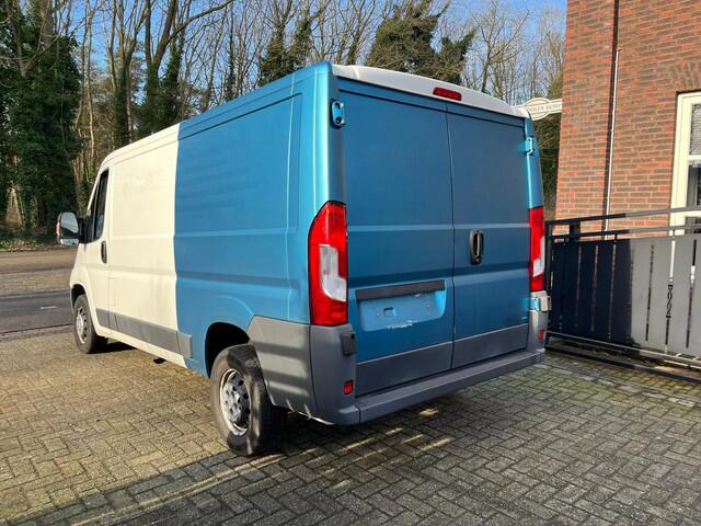 Peugeot BOXER 330 2.0 BlueHDI L2H1 Pro
