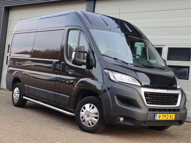 Peugeot BOXER 2.0 BlueHDI 131pk Euro 6 L2H2 - Cruise - Navi - Trekhaak 2,5t KG