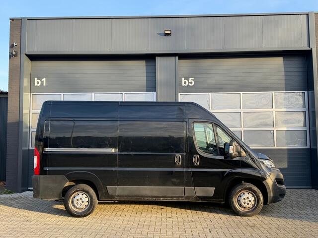 Peugeot BOXER 2.2 BlueHDI 140PK L2H2 PREMIUM / Navi / Trekhaak 2500kg / Climate Control