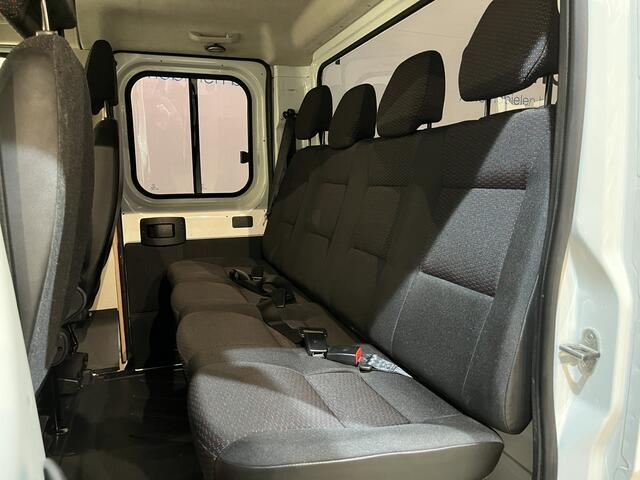 Peugeot BOXER 2.2 BlueHDi 165 PK L4 Pro Zwaar DC Dubbel Cabine Open Laadbak / Luchtvering / Trekhaak 3.000 KG / Airco / Cruise Control / Navigatie