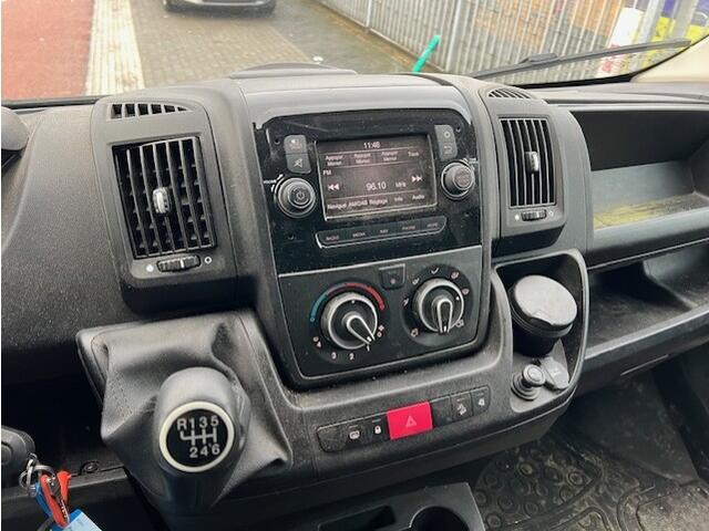 Peugeot BOXER 335 2.2 BlueHDi 103kw KOFFER LAADKLEP LBW KLIMA EURO6