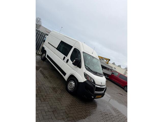 Peugeot BOXER 335 2.2 BlueHDi 140 L3H2 Premium DC 5 zitplaatsen