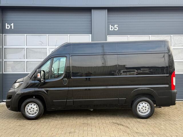 Peugeot BOXER 2.2 BlueHDI 140PK L2H2 PREMIUM / Navi / Trekhaak 2500kg / Climate Control