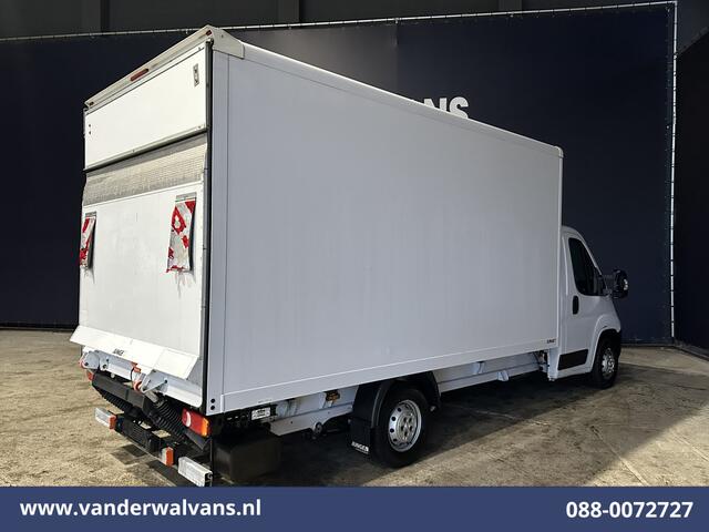 Peugeot BOXER 2.2 BlueHDi 141pk Bakwagen Laadklep Euro6 Airco | Cruisecontrol | 955kg laadvermogen Bijrijdersbank