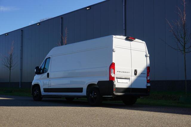 Peugeot BOXER 2.2 BlueHDi 140 S&S L3H2 3.5t in Topstaat |BPM vrij |Facelift |Groot scherm |FULL-LED koplampen |Camera |Cruise |Navi |Climate |2e airbag |Betimmering |Lederen stuurwiel |3500 KG