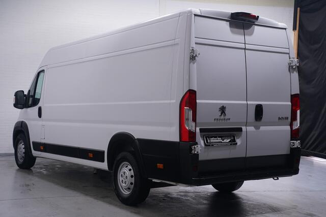 Peugeot BOXER 2.2 BlueHDi 165 pk L4H2 Navi, Camera Laadruimte Pakket, PDC achter, Slechts 68 dkm, 3-Zits
