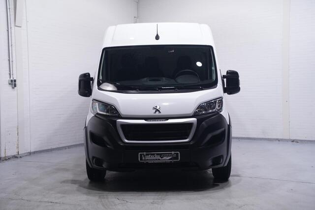 Peugeot BOXER 2.2 BlueHDi 165 pk L4H2 Navi, Camera Laadruimte Pakket, PDC achter, Slechts 68 dkm, 3-Zits