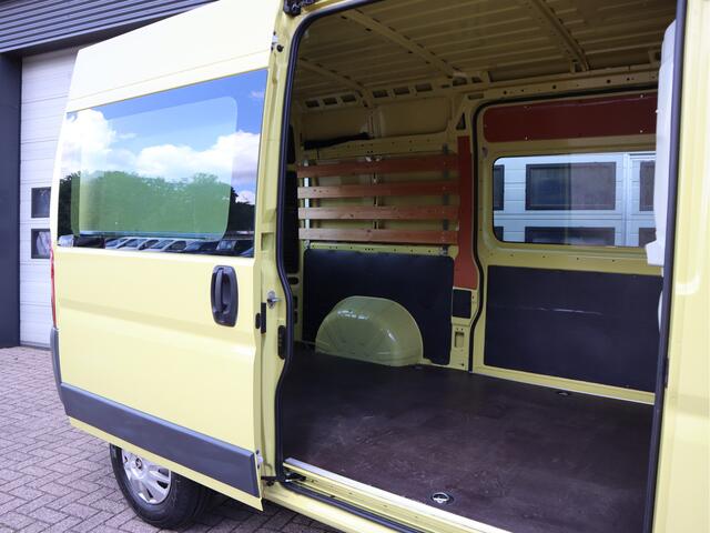 Peugeot BOXER 2.0 BlueHDI 131pk Euro 6 - L2H2 - Schuifdr. L+R - Airco - Cruise - Camera