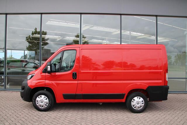 Peugeot BOXER 330 2.2 BlueHDi 120pk L1H1 Premium Airco Navi Camera Trekhaak BPM-vrij 1e eigenaar dealer onderhouden